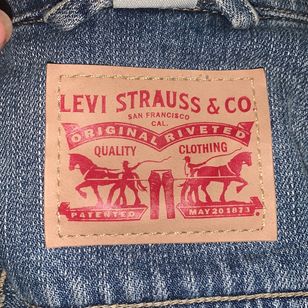 Levi Jean Jacket - Picture 5 of 6
